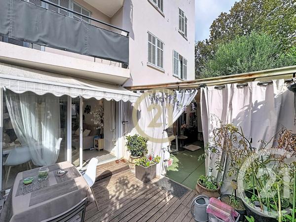 Appartement F4 à vendre  4 pièces - 62,02 m 2   CANNES LA BOCCA  - 06