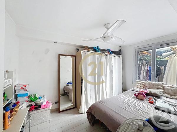 Appartement F4 à vendre  4 pièces - 62,02 m 2   CANNES LA BOCCA  - 06