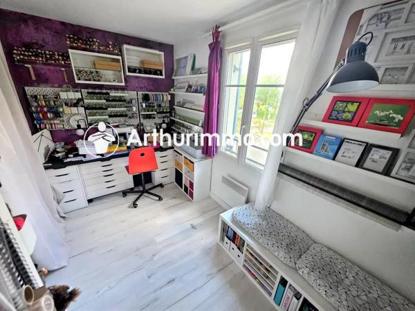 Vente                                                      Maison
                        
                     4 pièces                      57 m2                     à Savigny-le-Temple