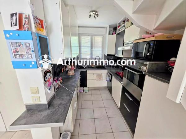 Vente                                                      Maison
                        
                     4 pièces                      57 m2                     à Savigny-le-Temple