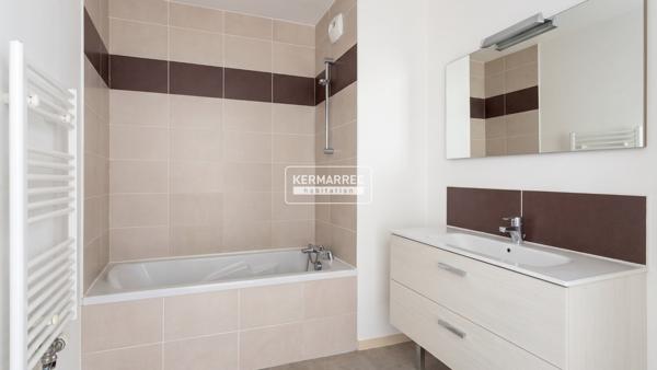 Appartement 3 pièces – 64 m² environ à Saint-Nazaire (ref : 73332SN)