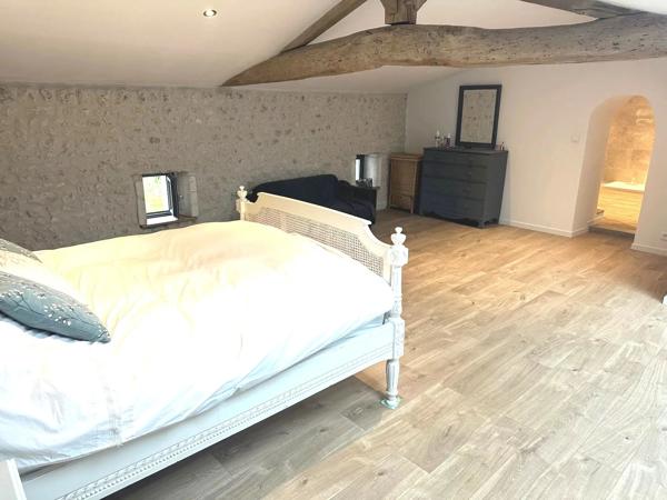 Maison rénovée avec 5 chambres plus un terrain à batir