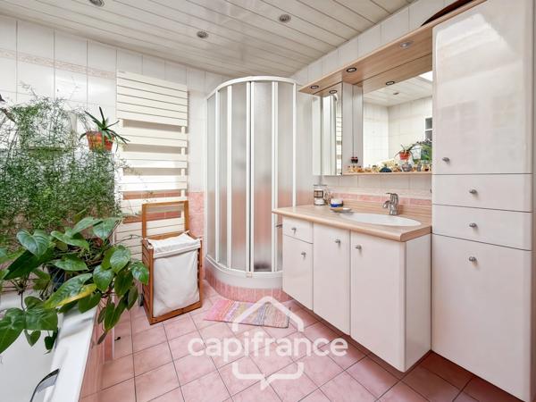 Coup de coeur - Charmante Maison 3 pièces 74 m² avec jardinet-Garage-Proche de toutes commodités
