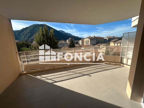Location Appartement 3 pièces 73.5 m² - Digne Les Bains 04000