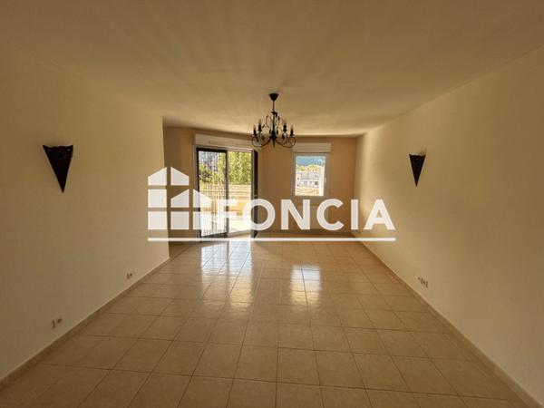 Location Appartement 3 pièces 73.5 m² - Digne Les Bains 04000