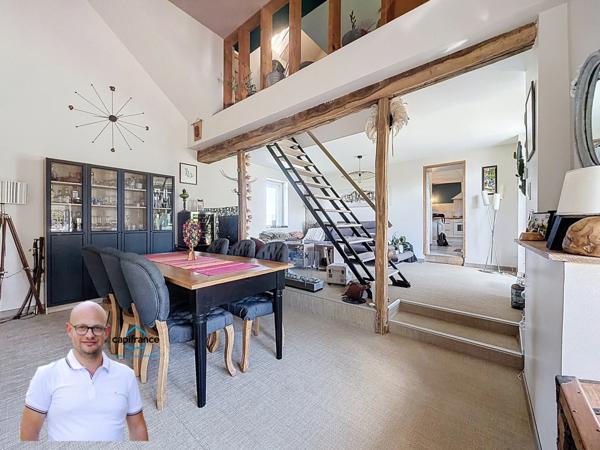 SAINT-GENIS-LES-VILLAGES – Un cadre de vie rare entre nature, calme absolu et panorama d’exception propriété atypique sur 10000m2 de terrain.