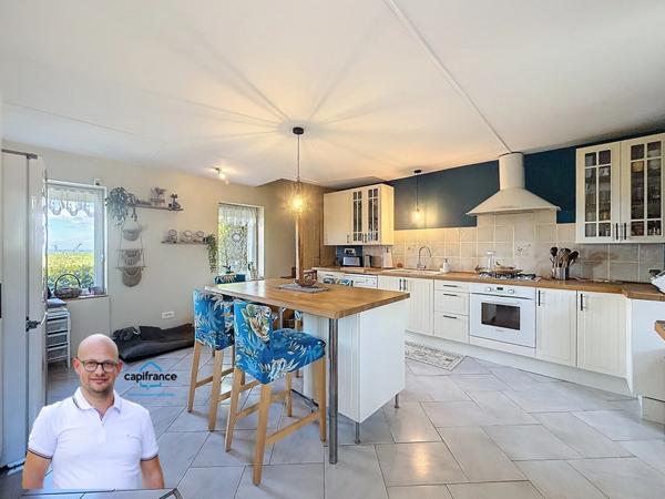 SAINT-GENIS-LES-VILLAGES – Un cadre de vie rare entre nature, calme absolu et panorama d’exception propriété atypique sur 10000m2 de terrain.