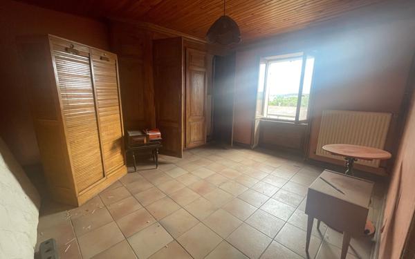 Maison à vendre    9 pièces • 146,28 m2 Givors