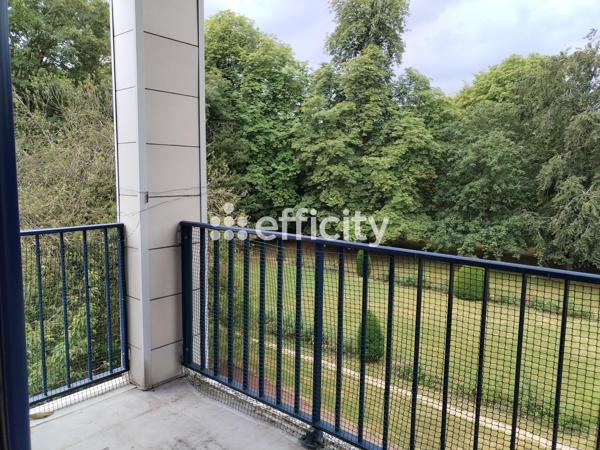 Appartement
         4 pièces
        - 69 m² Exclusivité 327 000 € *
