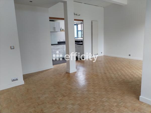 Appartement
         4 pièces
        - 69 m² Exclusivité 327 000 € *