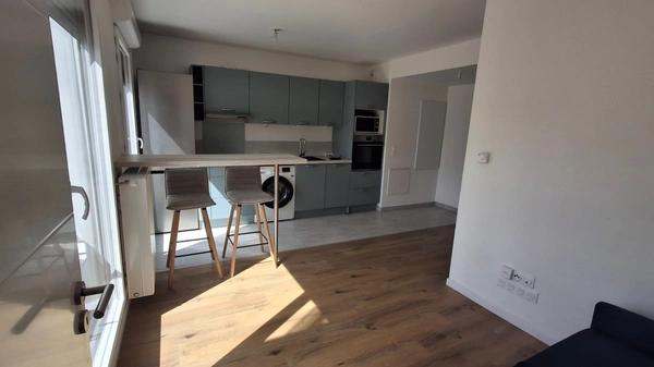 Appartement à vendre 2 pièces IVRY SUR SEINE (94)