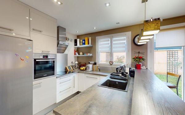 Maison à vendre    4 pièces • 100,15 m2 Reyrieux