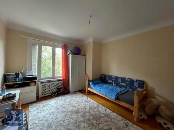 Appartement à louer 3 pièces 82.32m²