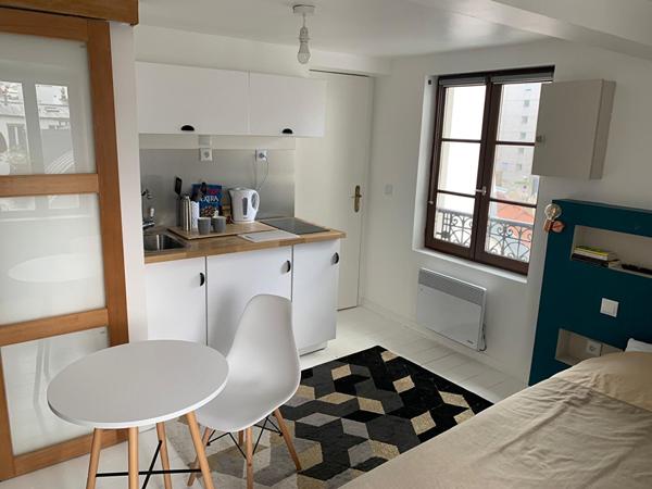 Appartement Paris 1 pièce(s) 17 m2