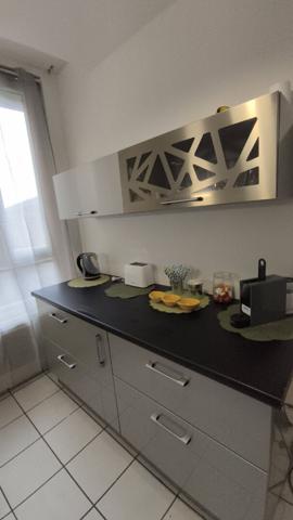 Appartement Puy-guillaume 3 pièce(s) 56 m2