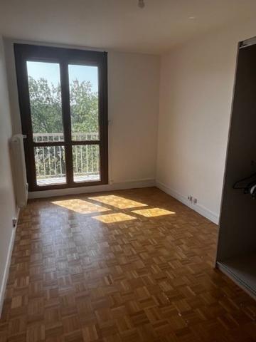 Appartement de 65 m²au 3éme étage d'une résidence sécurisée