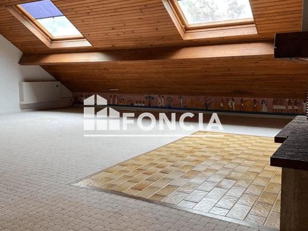 Location Maison 7 pièces 112.4 m² - 1 ALLEE DES PINSONS Magnanville 78200