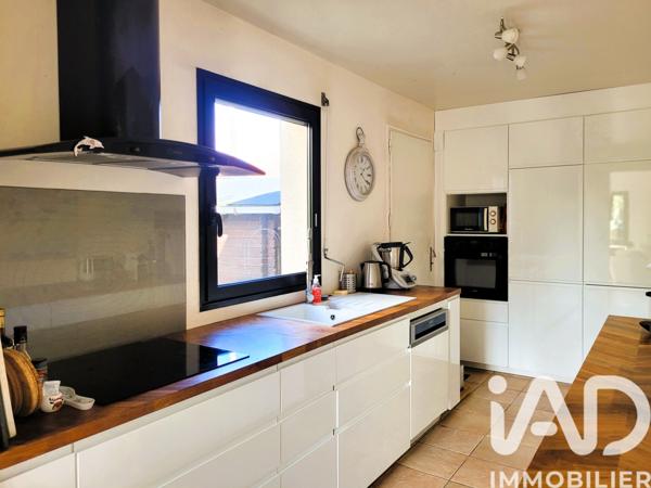 Maison à vendre 7 pièces 160 m² Magny-les-Hameaux