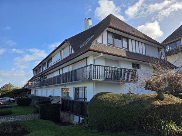 Bénerville-sur-Mer  Duplex vue mer à 200 m de la plage