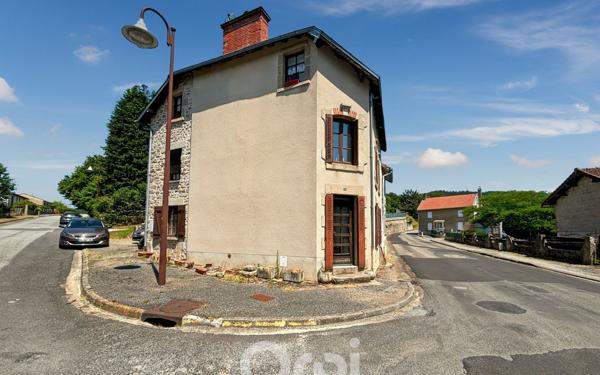 Maison à vendre    6 pièces • 113,70 m2 Saint-Sulpice-Laurière