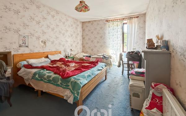 Maison à vendre    6 pièces • 113,70 m2 Saint-Sulpice-Laurière