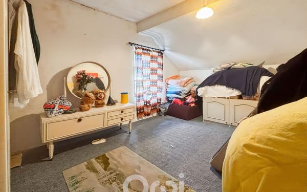 Maison à vendre    6 pièces • 113,70 m2 Saint-Sulpice-Laurière