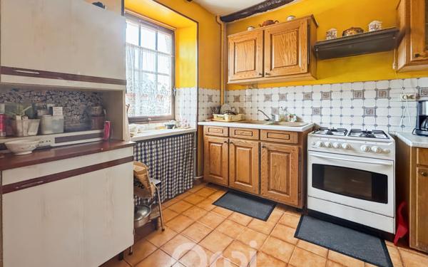 Maison à vendre    6 pièces • 113,70 m2 Saint-Sulpice-Laurière