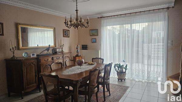 Maison 6 pièces de 131 m² à Douarnenez (29100)