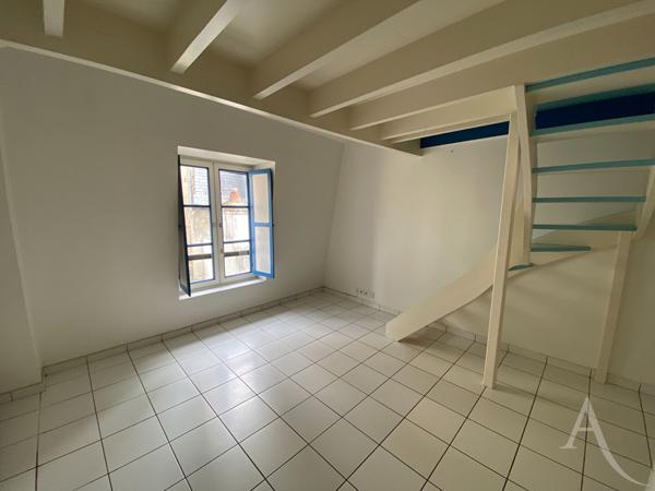 Appartement T2 Triplex Hyper centre ville de Bourges