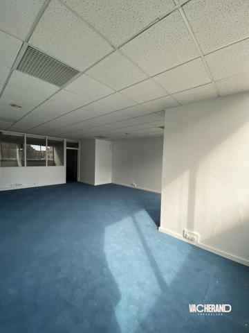 Ensemble de bureaux de 380m² - Tour du Reuze