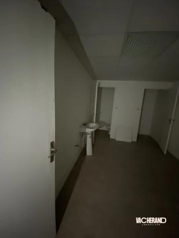 Ensemble de bureaux de 380m² - Tour du Reuze