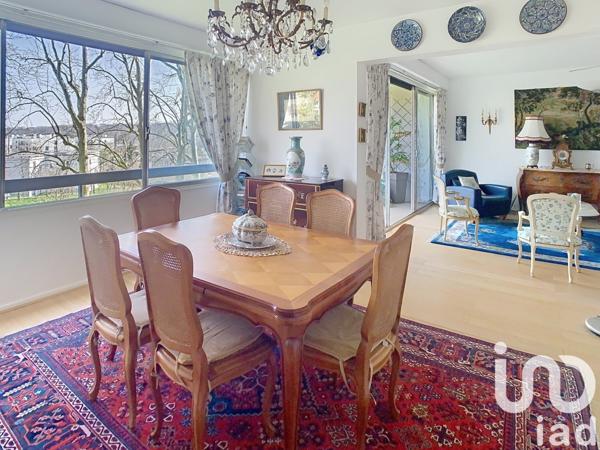 Appartement 5 pièces de 130 m² à Vaucresson (92420)