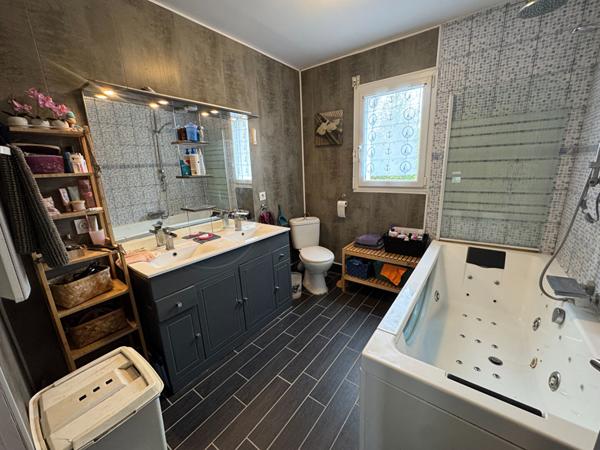 A VENDRE Maison Landivisiau 7 pièces 125 m2