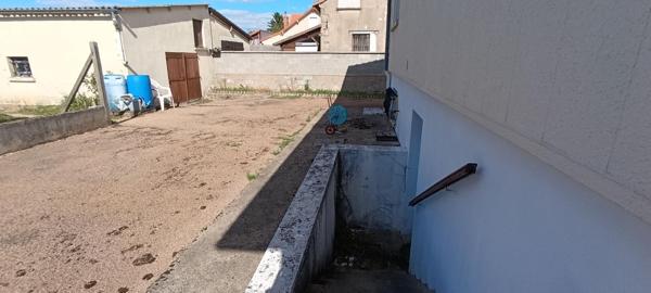 COULANGES-LES-NEVERS - MAISON 110 M2