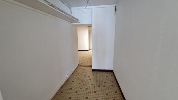 Opportunité rare en centre-ville : local à fort potentiel
