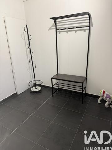 Location appartement 3 pièces 50 m² Mareuil-le-Port