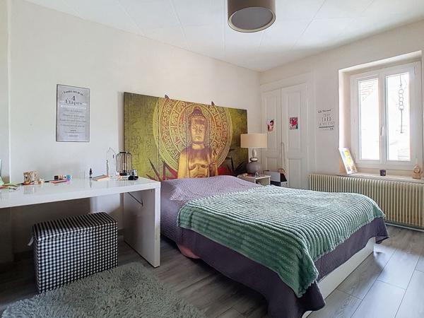 Bons en Chablais - Maison mitoyenne au clame avec 2 chambres + combles amenageables.