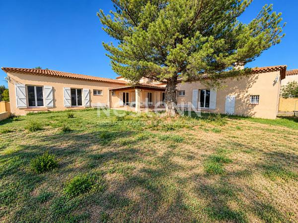 Bouc-Bel-Air - Maison 228 m² - Plain pied - Terrain 1 426 m² - Climatisation - Garage - Volumes rares