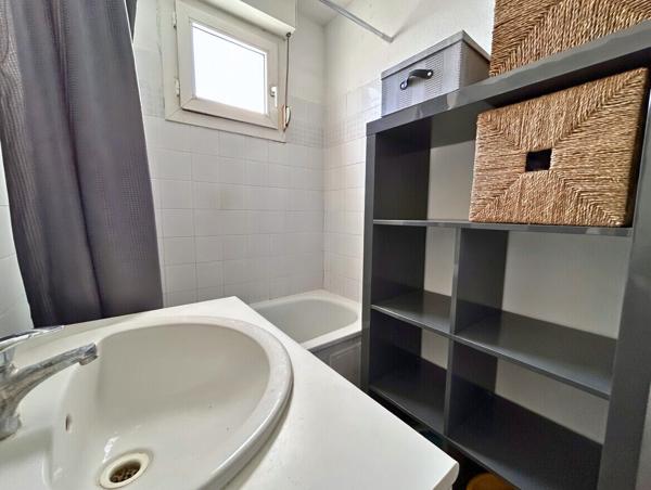 Appartement Deux pièces traversant avec belle vue dégagée !