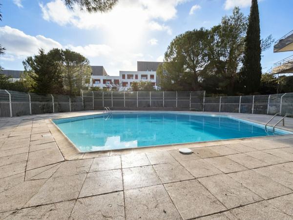 Appartement Deux pièces traversant avec belle vue dégagée !