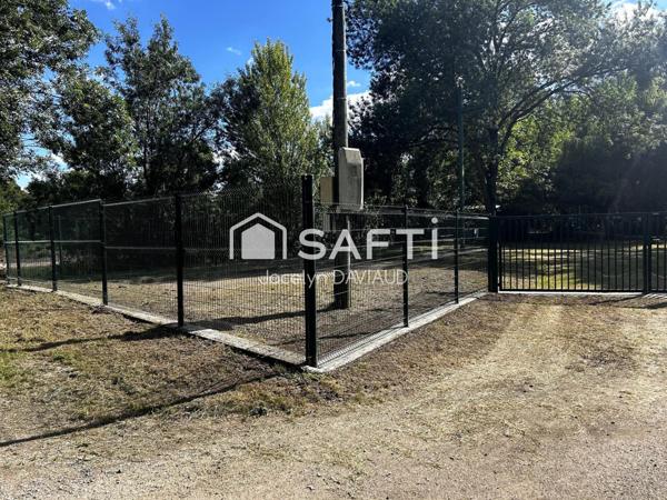 Très beau terrain de loisirs bord immédiat du Louet