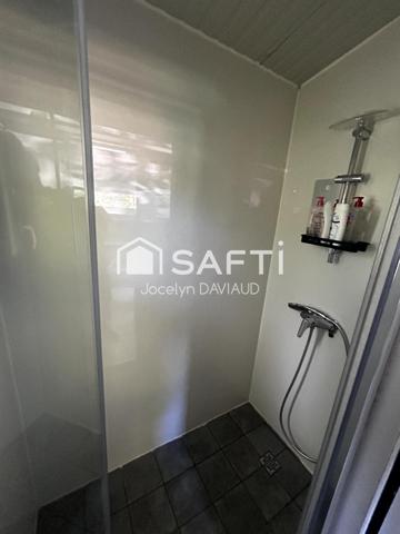 Très beau terrain de loisirs bord immédiat du Louet