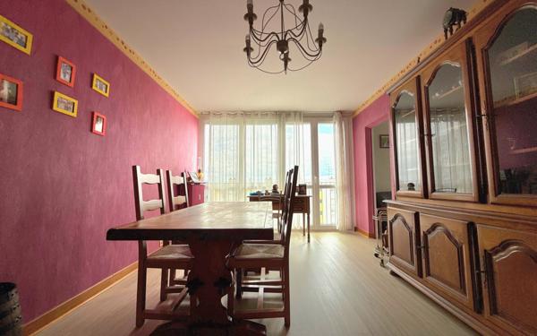 Appartement à vendre    4 pièces • 76,75 m2 Chenôve