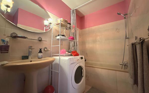 Appartement à vendre    4 pièces • 76,75 m2 Chenôve