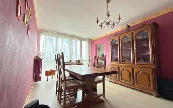 Appartement à vendre    4 pièces • 76,75 m2 Chenôve