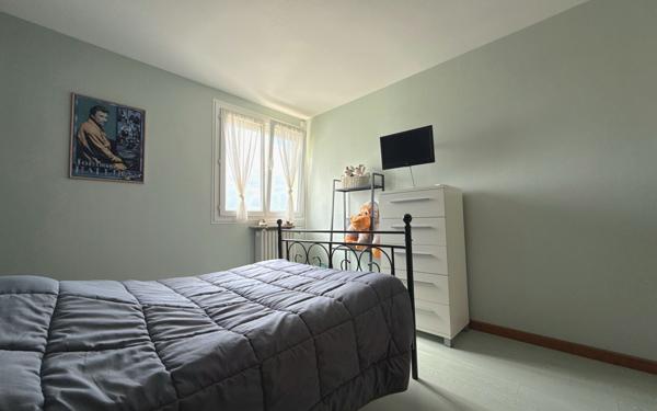 Appartement à vendre    4 pièces • 76,75 m2 Chenôve