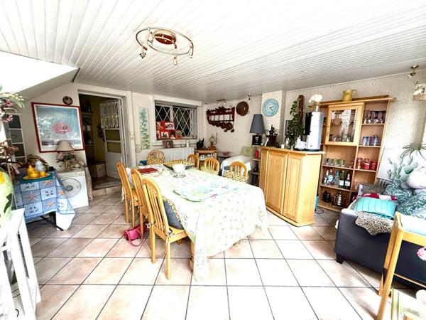 Maison semi mitoyenne 140M², 3 chambres, garage, jardin