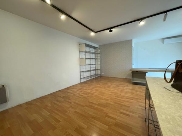 Local/bureau à louer MOUGINS (06)