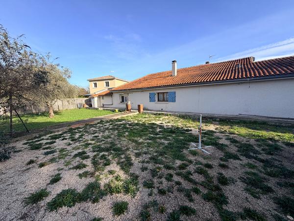 Maison 4 pièces de plain pieds sur 940m² de terrain