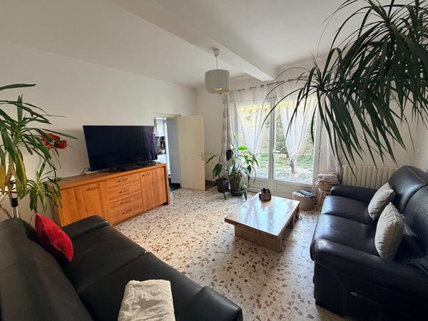 Maison 4 pièces de plain pieds sur 940m² de terrain